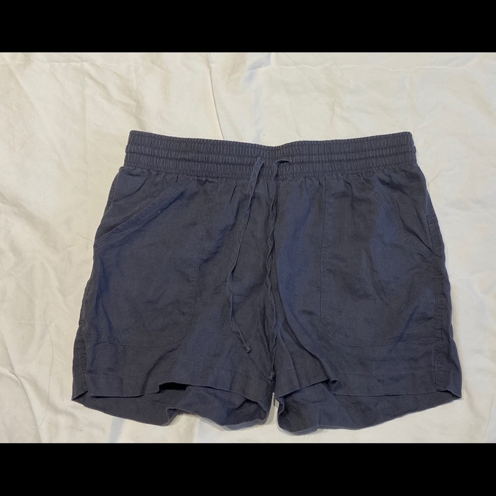 Allen Allen. USA  Linen Shorts P44
